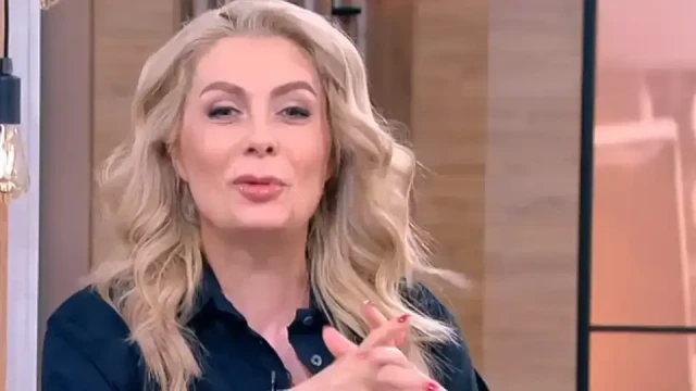 Живот си живее журналистката Венета Райкова Блондинката която отскоро е