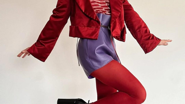 Ирина Флорин се пусна по лилав минижуп