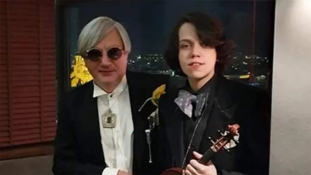 Млад любовник  ли уби Денди?