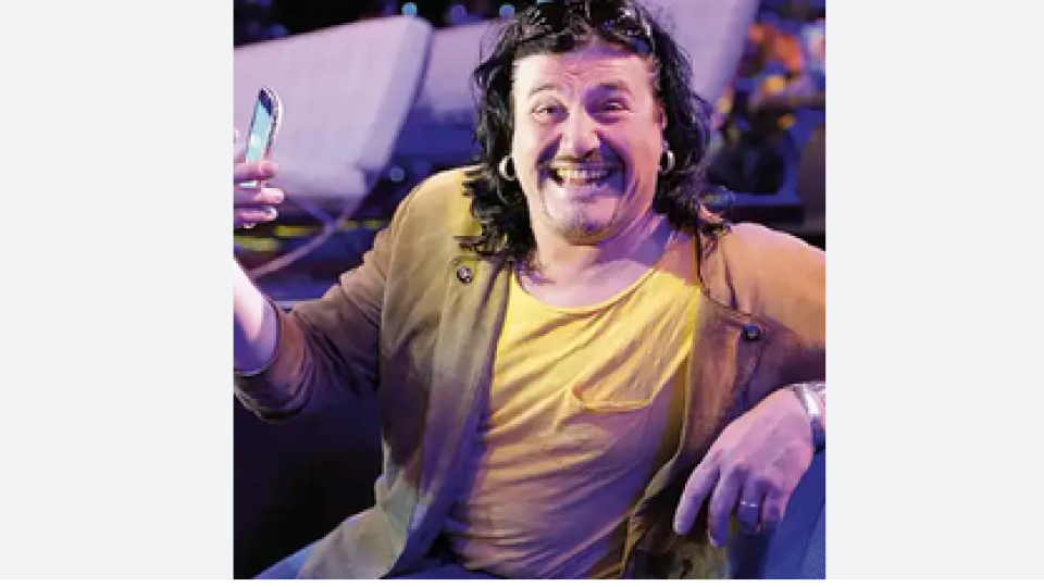 Низама остана без  автомобил, не може да  се прибере в София