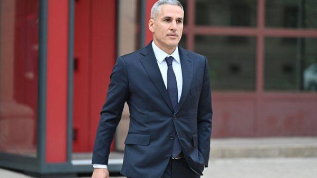 Андрей Гюров бил  общ работник  по строежите