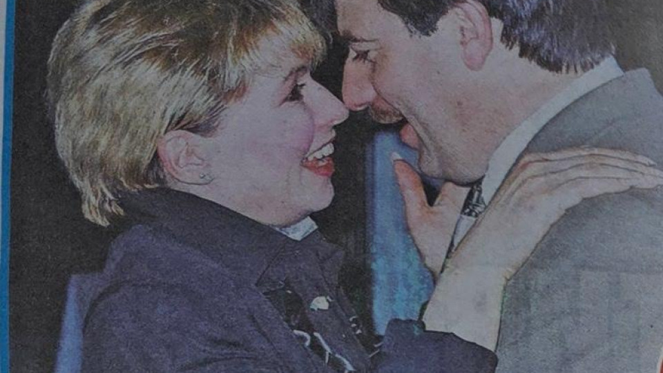 Лили в опасна близост с тайнствен мъж