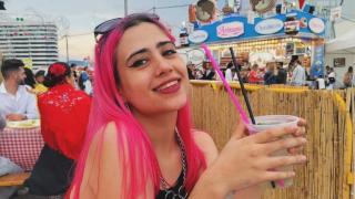 Порнозвезда от Hell's Kitchen стана стриптийзьорка (Снимки)