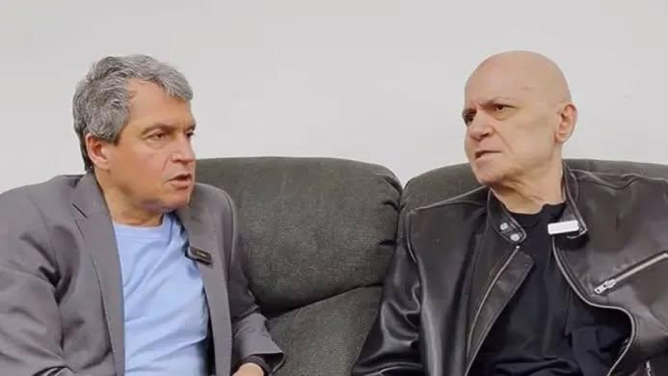 Политиката  го съсипа: Слави се показа състарен, стопен и с жълти кръгове около очите