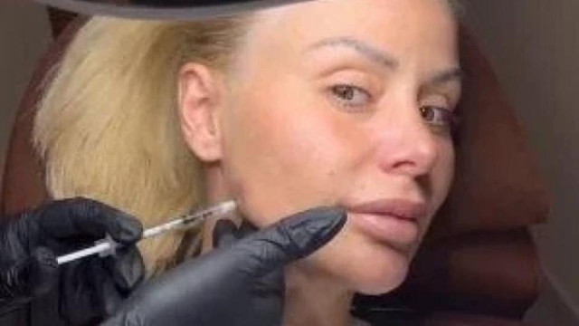 Неграмотната  Светлана Василева  си слага ботУкс