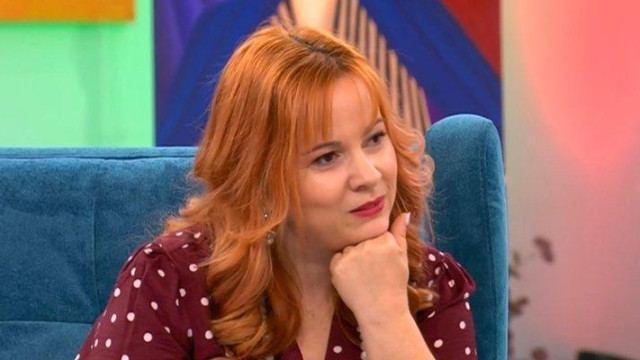 Актрисата Здрава Каменова отлетя за Великобритания където представи стенд ъп шоуто
