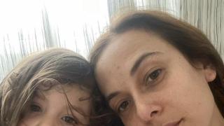 Давали едва 5% шанс  на Весела Бабинова,  че ще роди дете