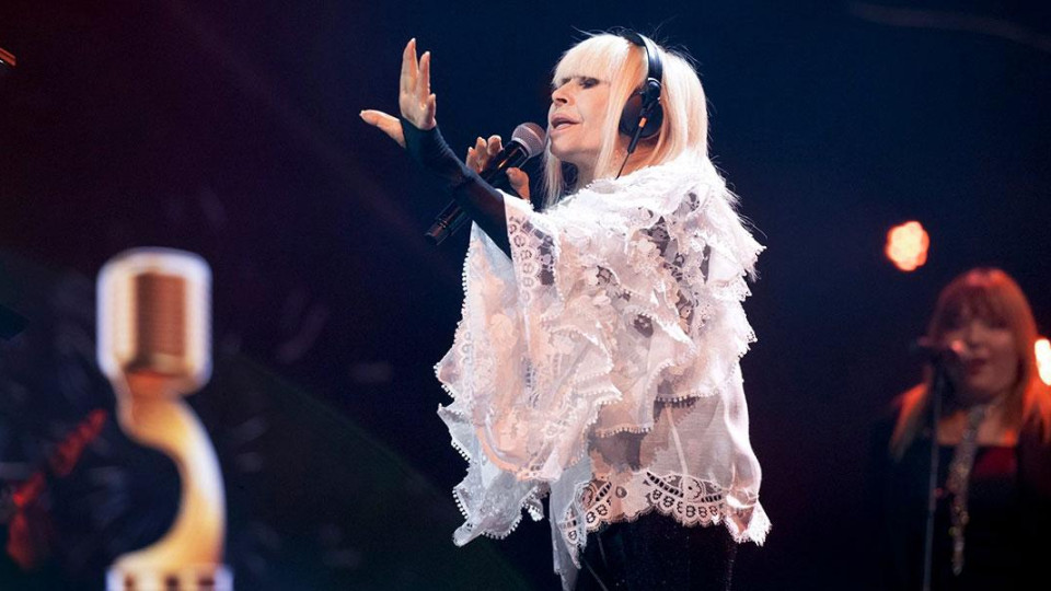 1500 евро за концерт на Лили с нощувка и вечеря