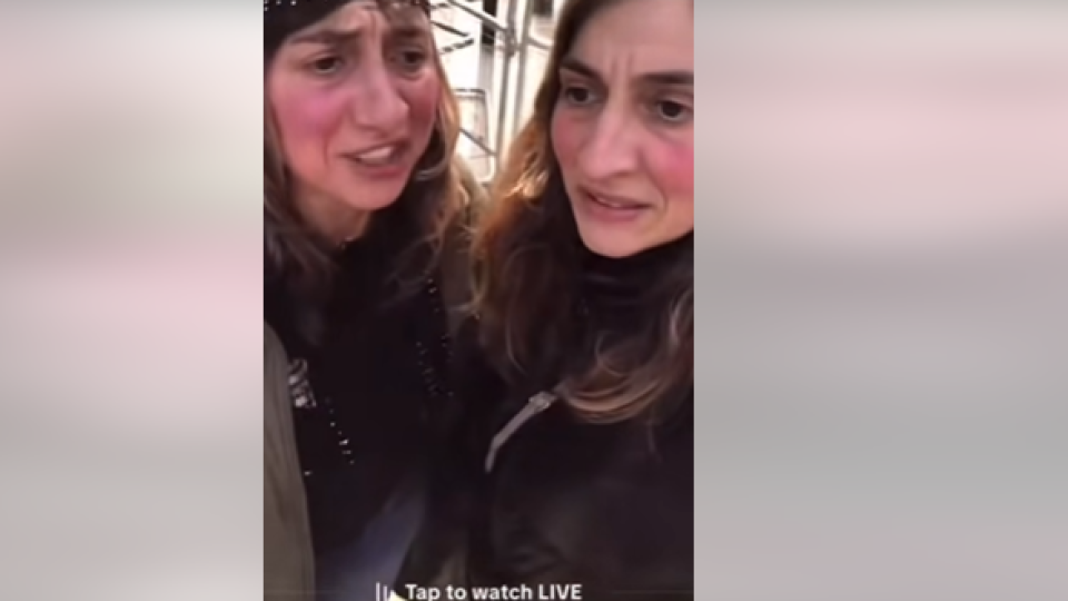 Тризначките крещят като освирепели под прозорците на принц Уилям