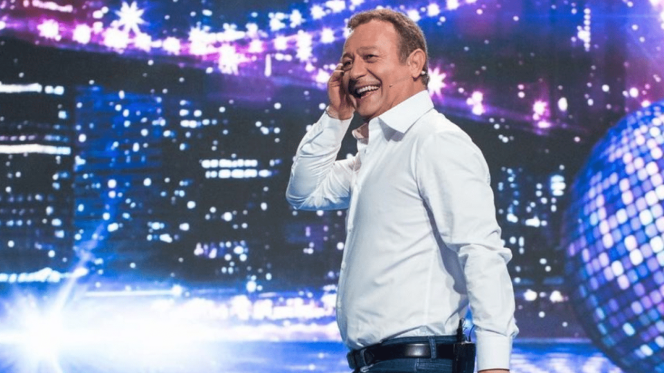 Рачков води "Капките"  без гащи?