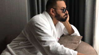 Азис обиден, предложили му роля на касиер