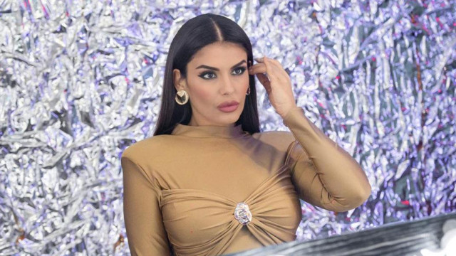 Анелия искала да е манекенка, не певица