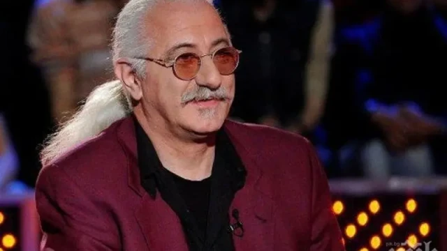 Проф д р Етиен Леви написа песен за една от емблемите