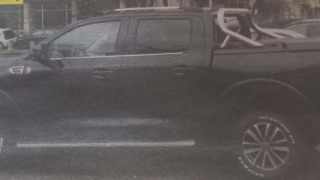 Стоичков вози Ицо Янев в китайски пикап за 40 хиляди евро