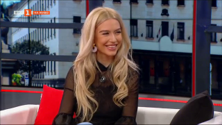 Тита се спасява от трафика с шоколад