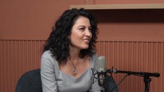 Деси Стоянова  по-скъпа от Лили Иванова! Разказва личната си история за 49 евро