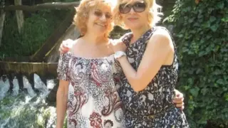 Майката на Гала с усмивка за 10 000 евро