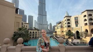 Антония Петрова избродира името си върху дънки