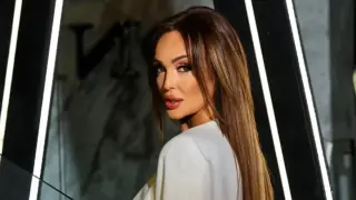 Глория първа пред урните