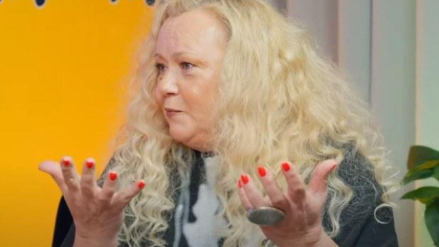 Наталия Симеонова отново прави това с което стана известна но