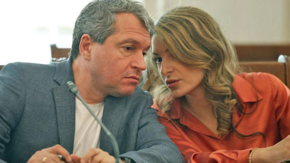 Край на любовния роман: Павела Митова  заряза подло  Тошко Йорданов
