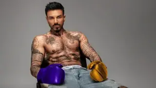Благо Джизъса призна:   Никога не съм  страдал за жена!