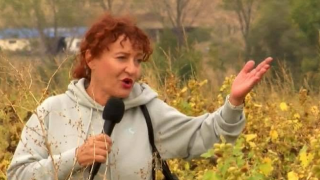 Валя Ахчиева изпъна бръчки