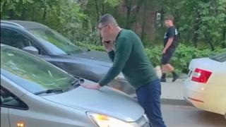 Доставчикът на храна, който влезе в сблъсък с Мирчев, иска извинение