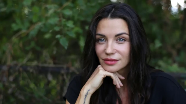 Диляна Попова сподели кадри от почивката си в Созопол където
