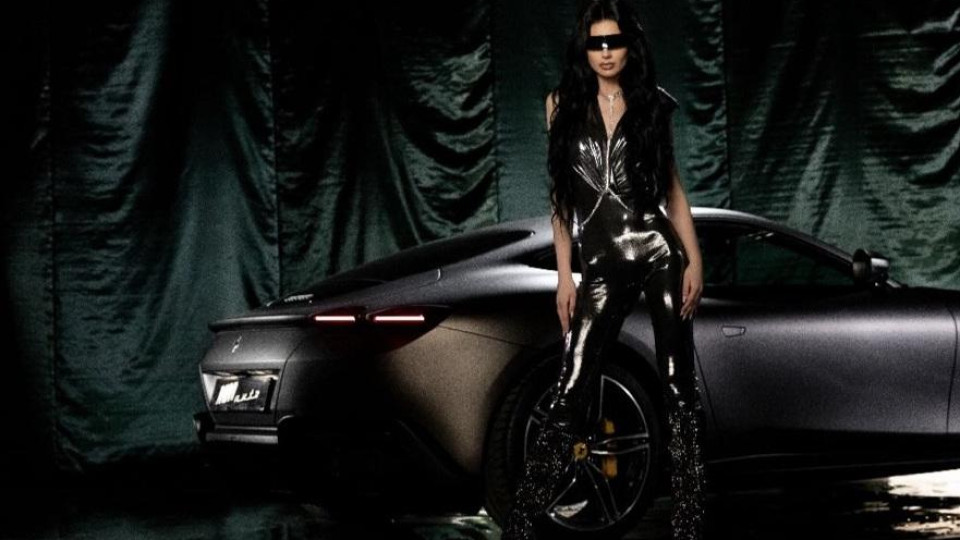 Бързи и яростни: Мис България фенка на яките бегачки! Подкара Porsche и Ferrari за над 700 бона