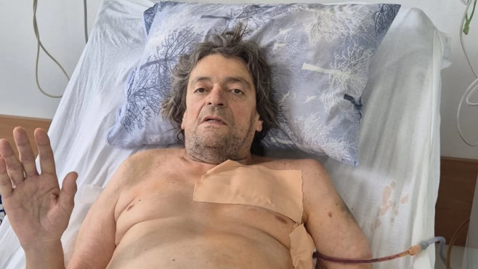Актьорът Петър Тосков посреща рождения си ден в болница