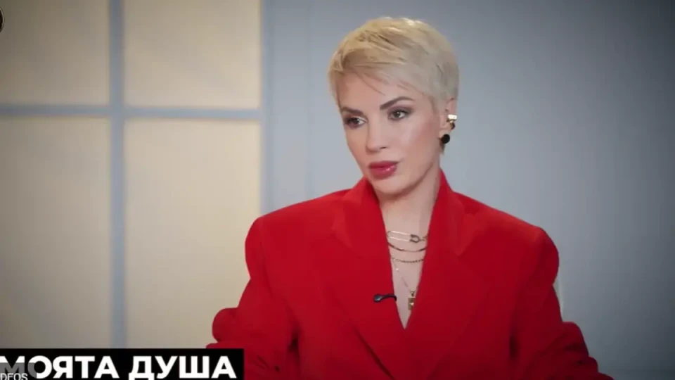 Поли Генова изду джуки