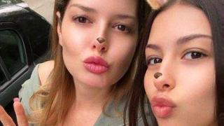 Щерката на Сърчаджиева с гаджето на плажа