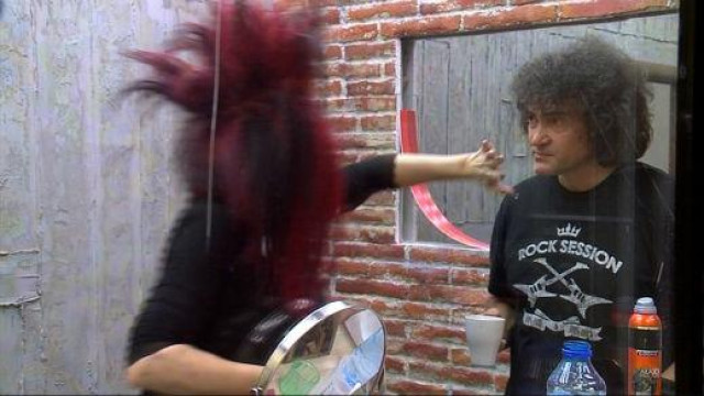 Петя Буюклиева наби мъжа си в супермаркет