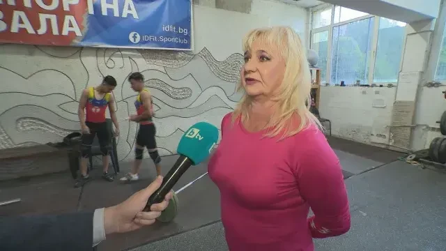 Състезател на Кристиана Колева от „Фермата“ е намушкан с нож и убит в столичен мол