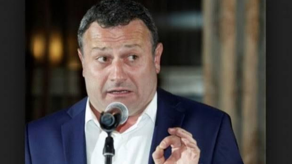 Хипохондрията на Рачков: мисли си за инсулт при главоболие и търси лекари по тъмно