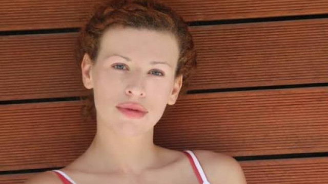 Ева Тепавичарова стряска с пиянска песен
