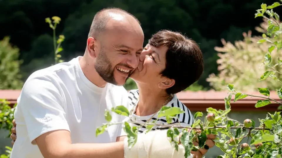 Жената на Мартин от „Фермата“ му би шута
