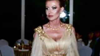 Илиана Раева набляга на златните дрехи