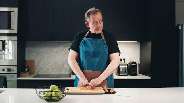 Михаил Билалов сменил 20 жилища в София! Работел като готвач, продавач на картини, учел за дизйнер