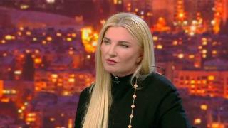 Силвена Роу е назначена, за да изкара пари от фалшиви сертификати?
